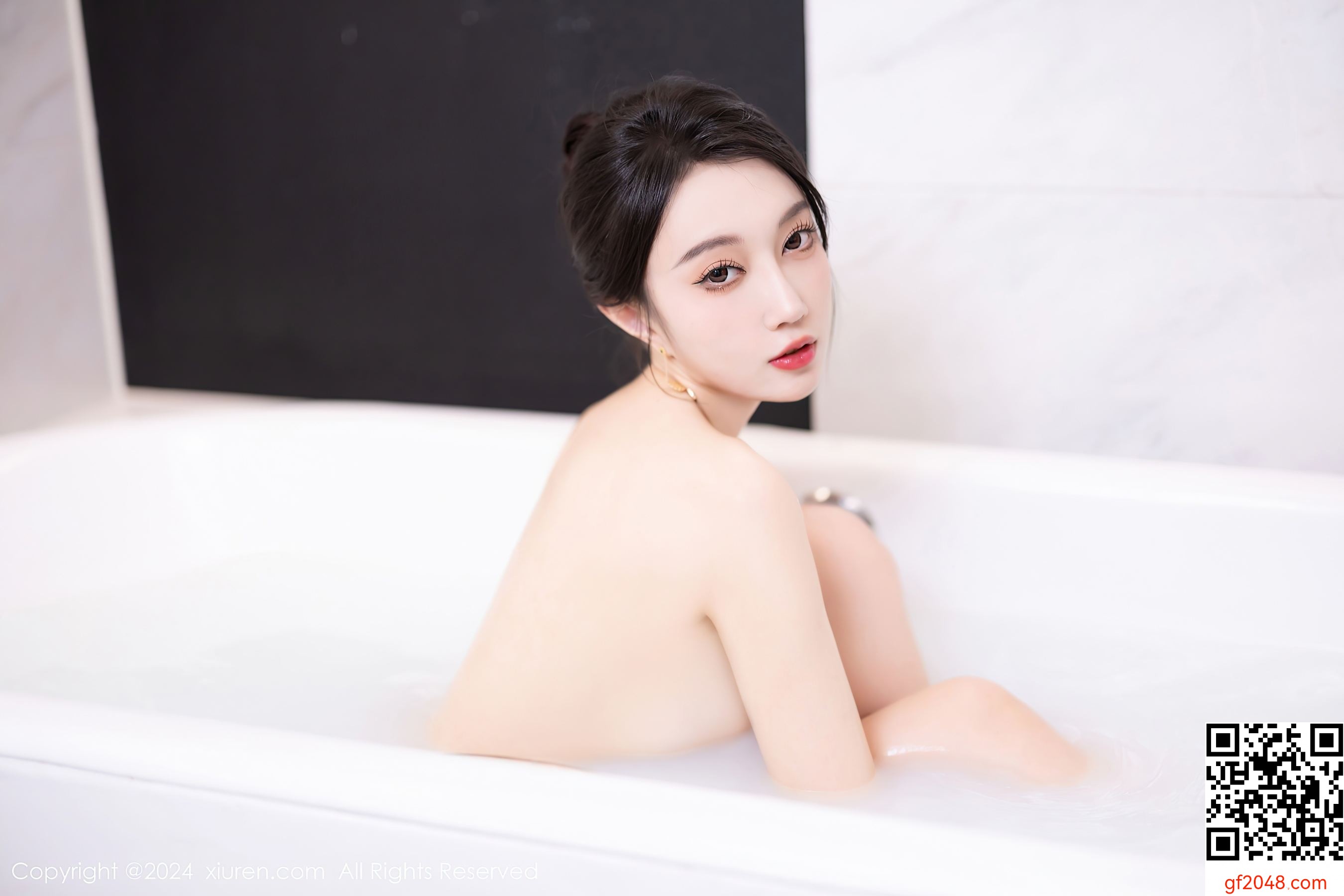 [XiuRen秀人网] No.8479 玥儿玥 性感美腿