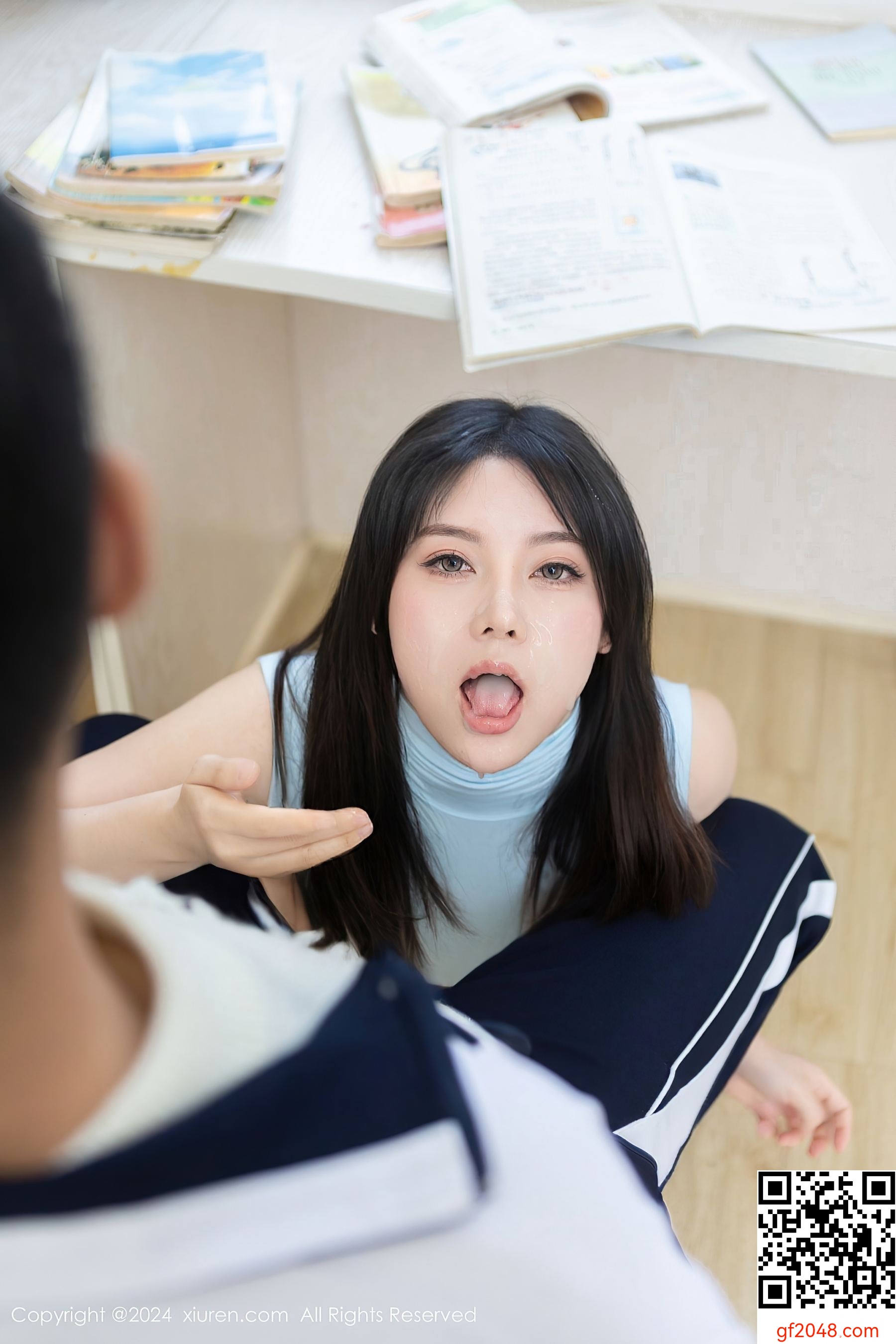 [XiuRen秀人网] No.8482 豆瓣酱 美腿丝袜