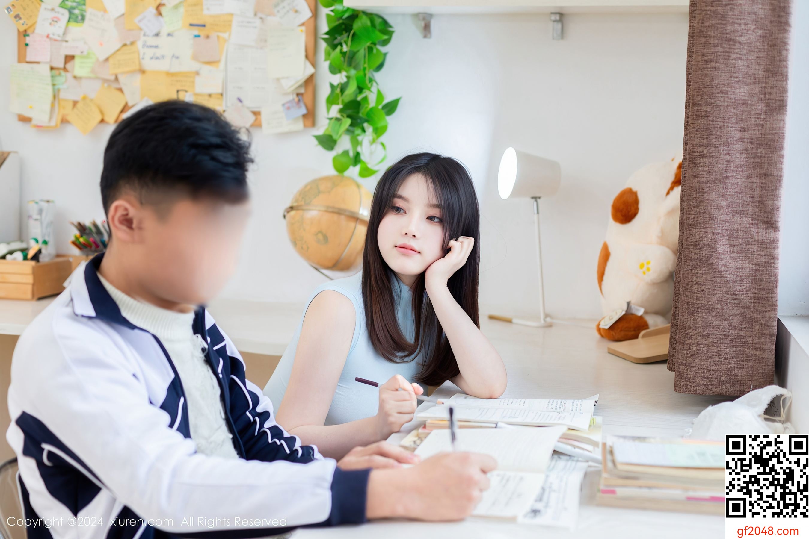 [XiuRen秀人网] No.8482 豆瓣酱 美腿丝袜
