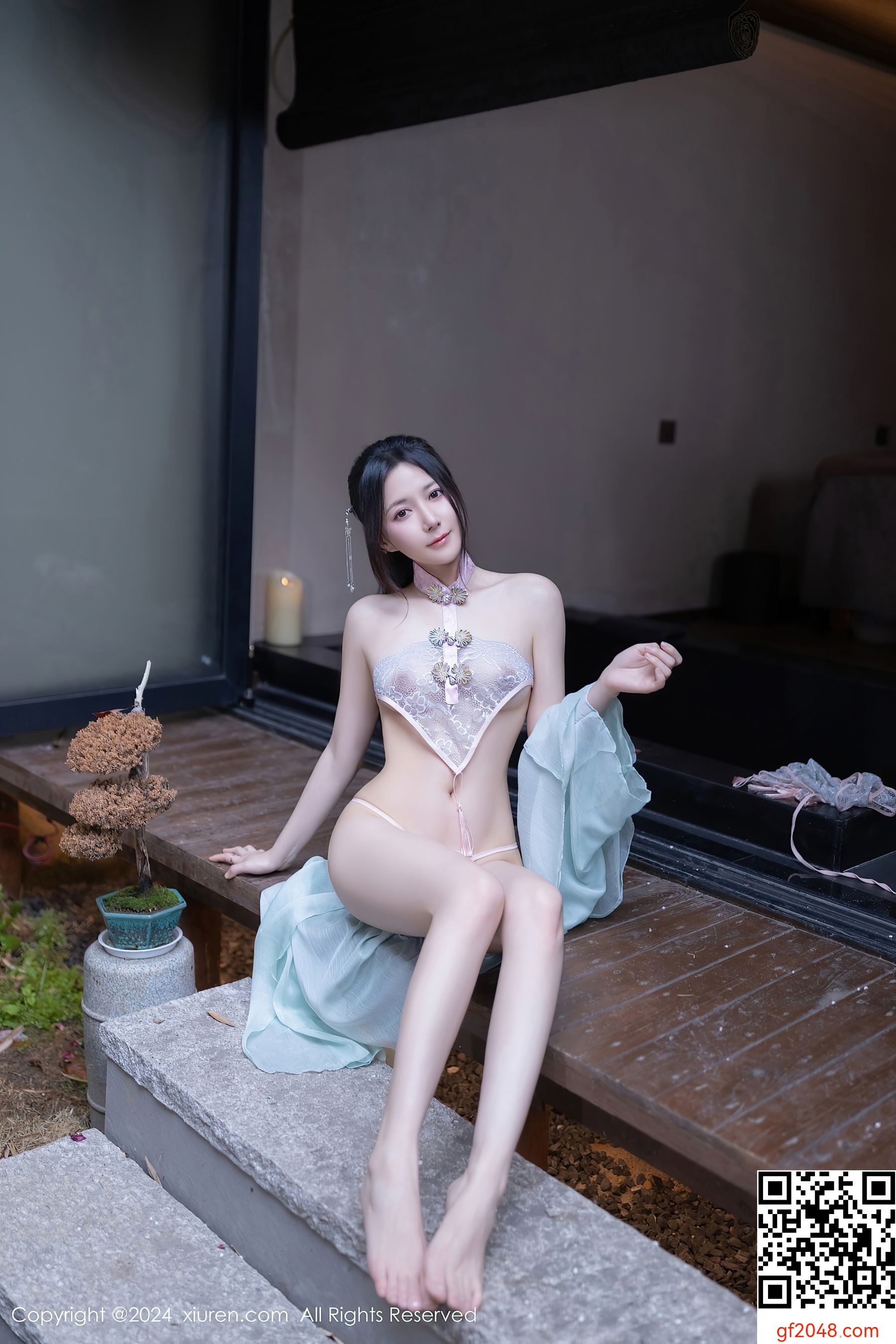 [XiuRen秀人网] No.8428 鱼子酱Fish 美腿性感