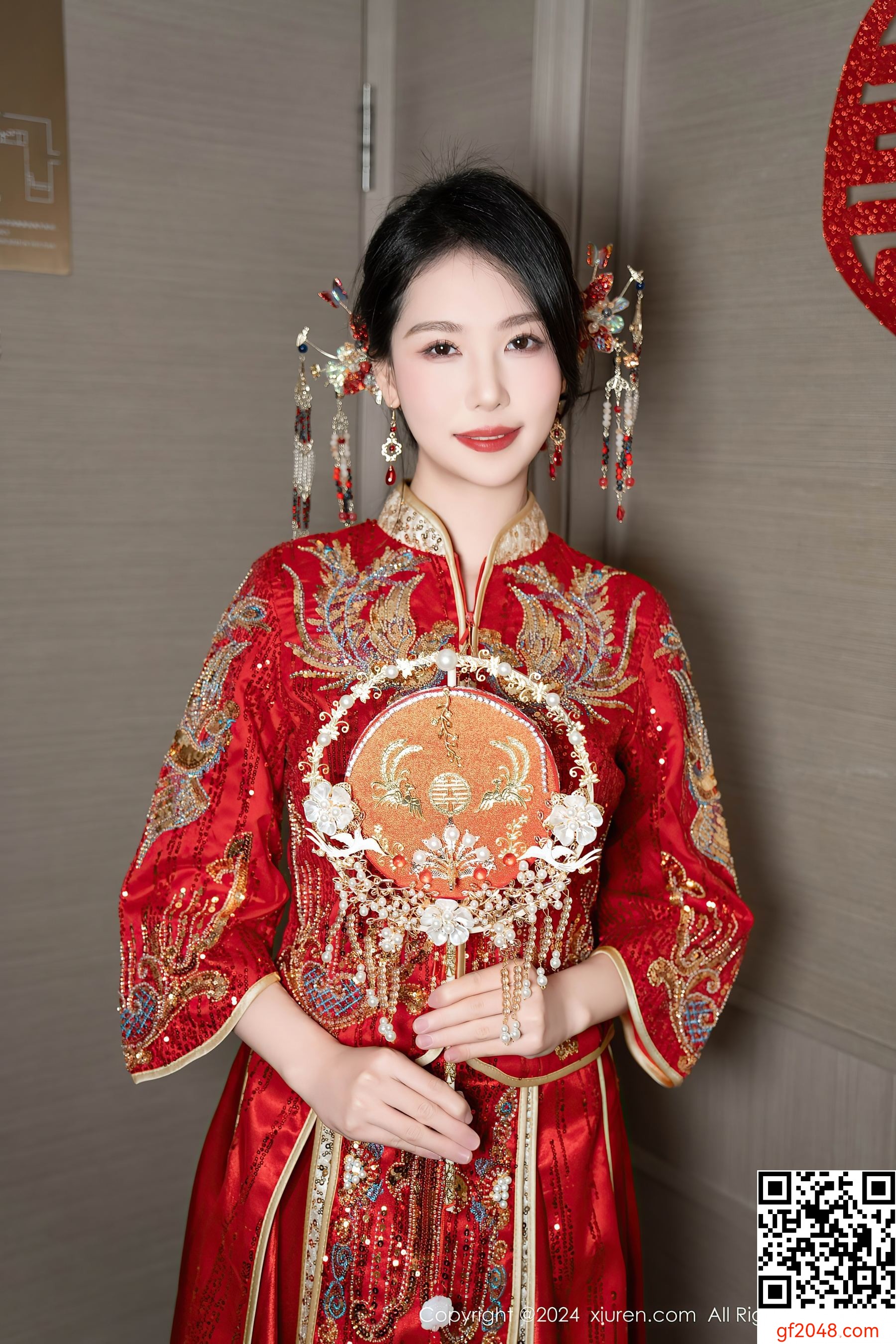[XiuRen秀人网] No.8376 利世 美腿丝袜
