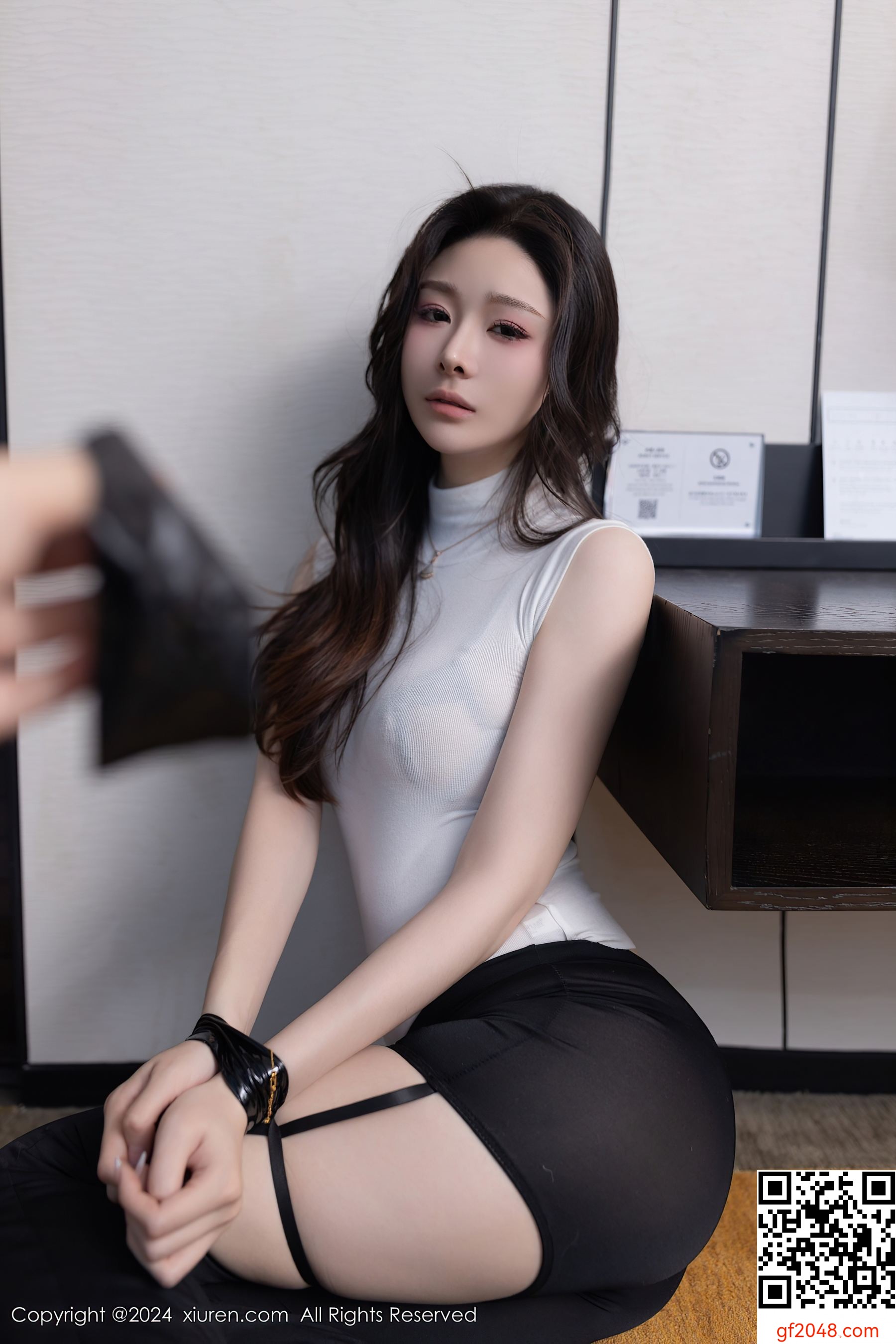 [XiuRen秀人网] No.8270 小逗逗 性感美臀