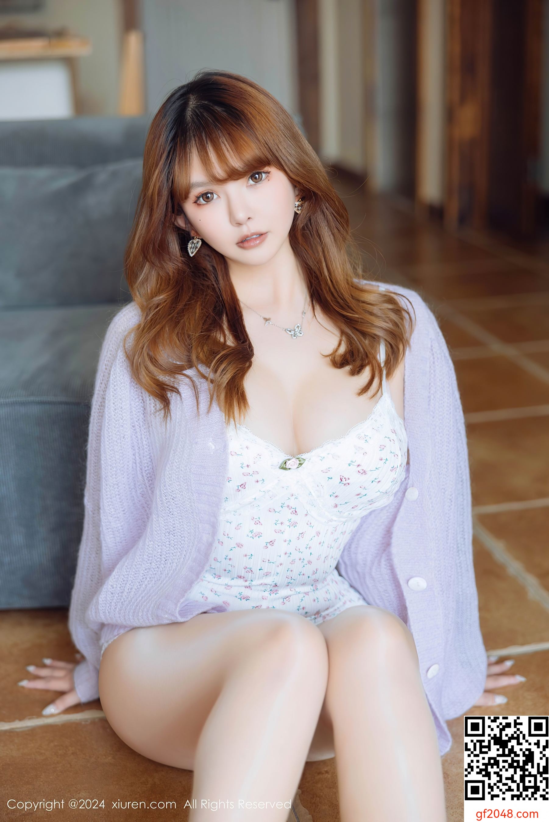 [XiuRen秀人网] No.8228 张思允Nice 丝袜美臀