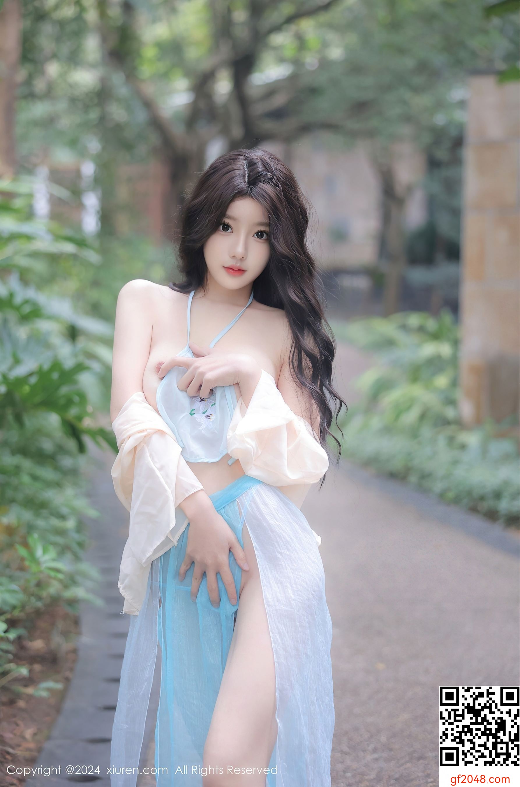 [XiuRen秀人网] No.8168 桃妖夭 妩媚美腿