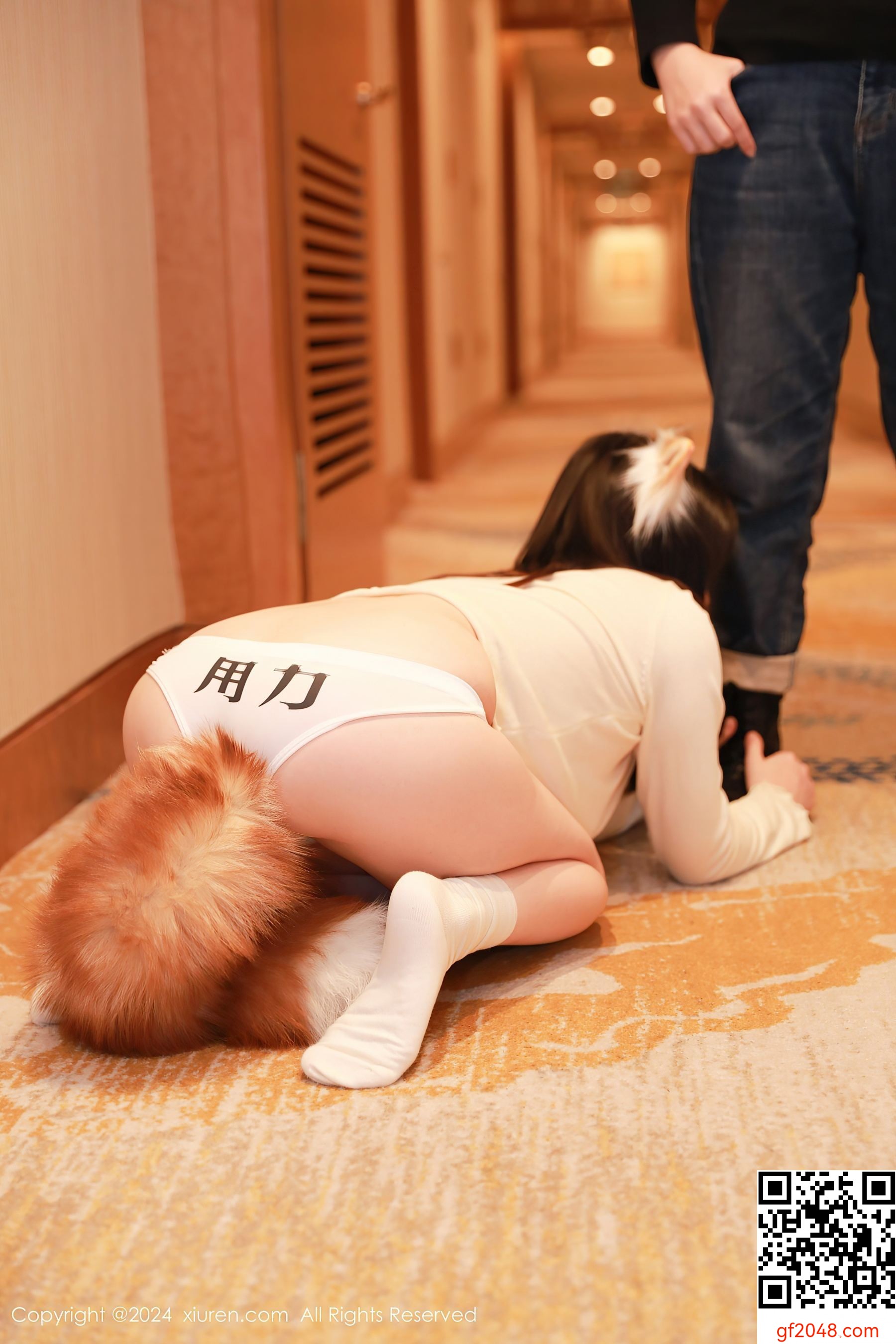 [XiuRen秀人网] No.8243 豆瓣酱 性感美臀