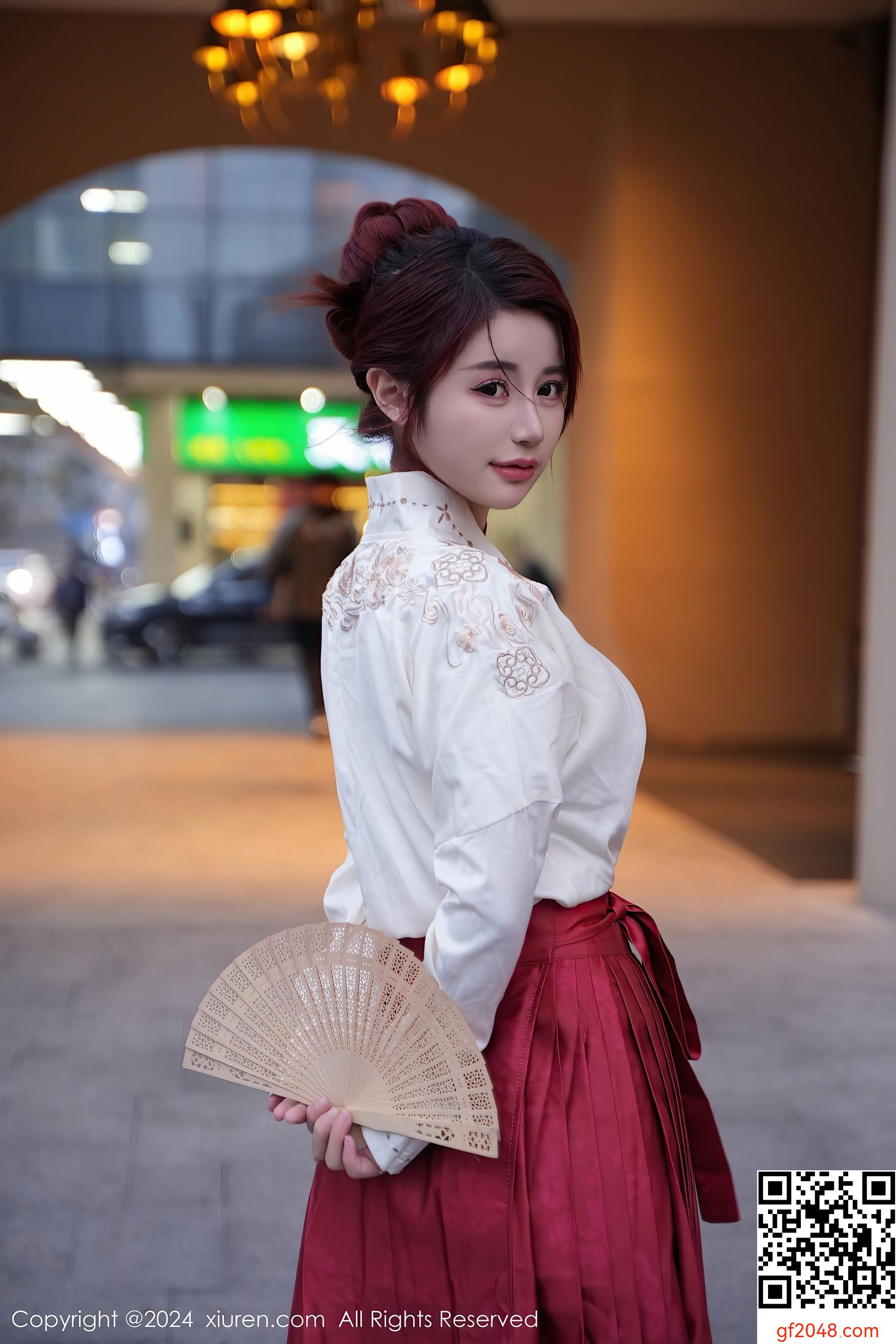 [XiuRen秀人网] No.7985 美七Mia 古装美腿