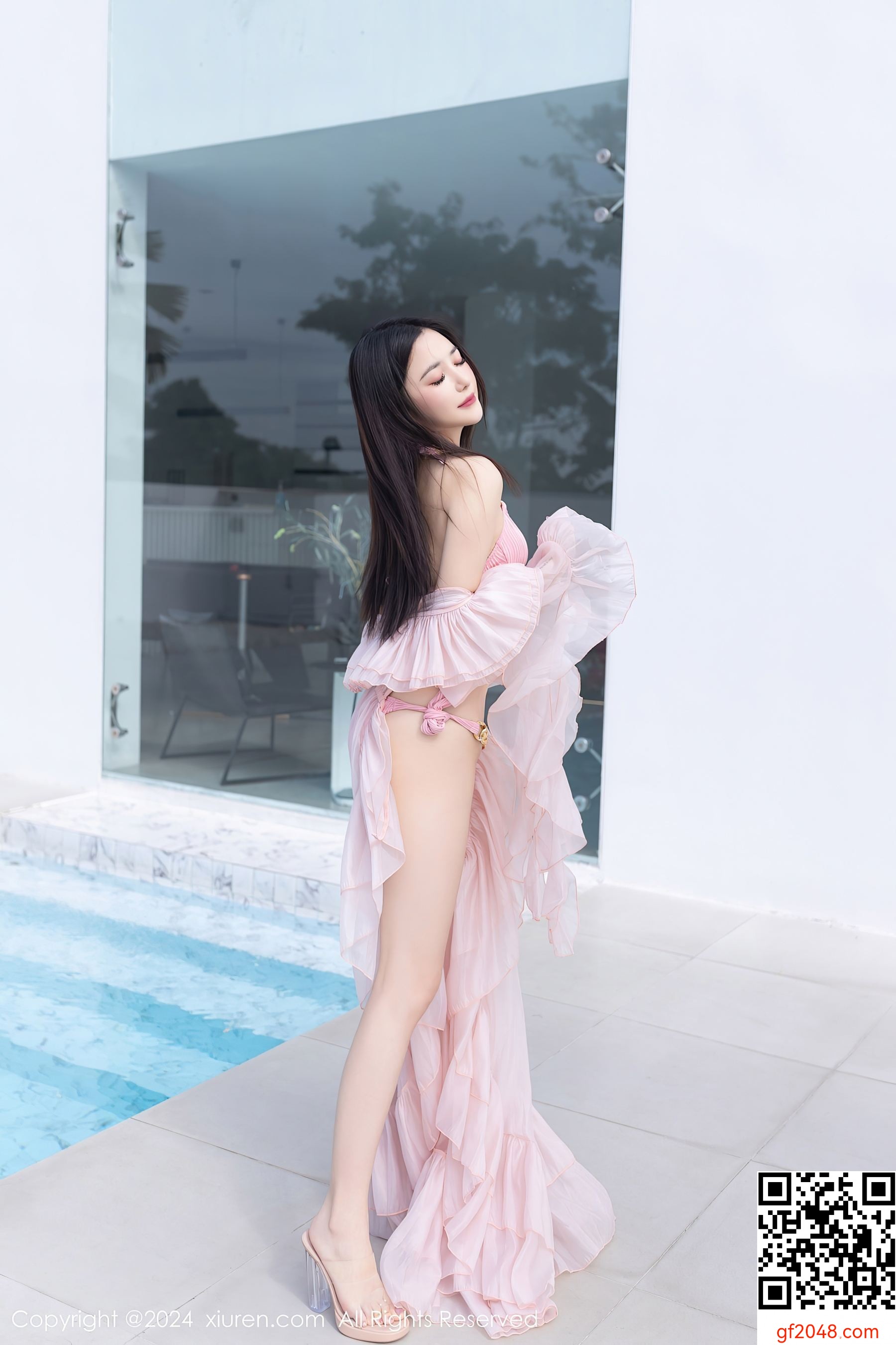 [XiuRen秀人网] No.7920 鱼子酱Fish 比基尼美腿