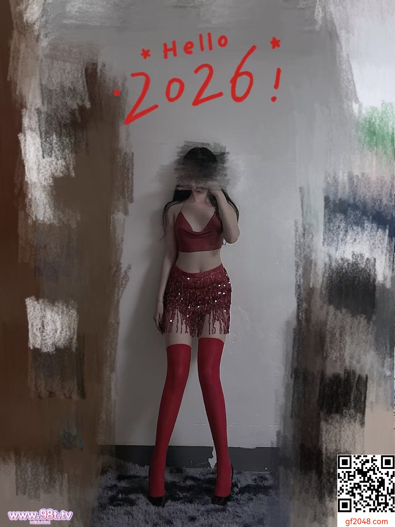 【绿帽王八贡献母狗骚妻】——新年祝福套装及炮友的定制情趣（17P+手势认证）