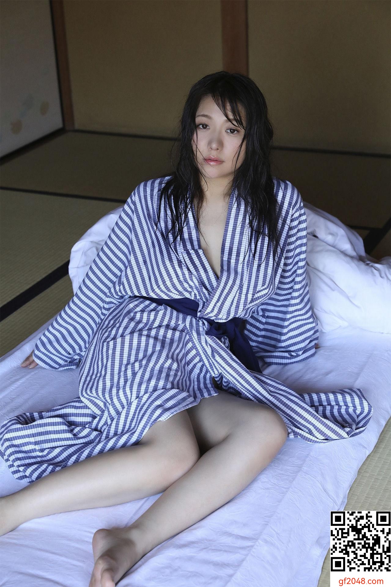 [藤崎里菜] 捕獲大奶櫻花妹 全裸露出實在太優質！ (28P)
