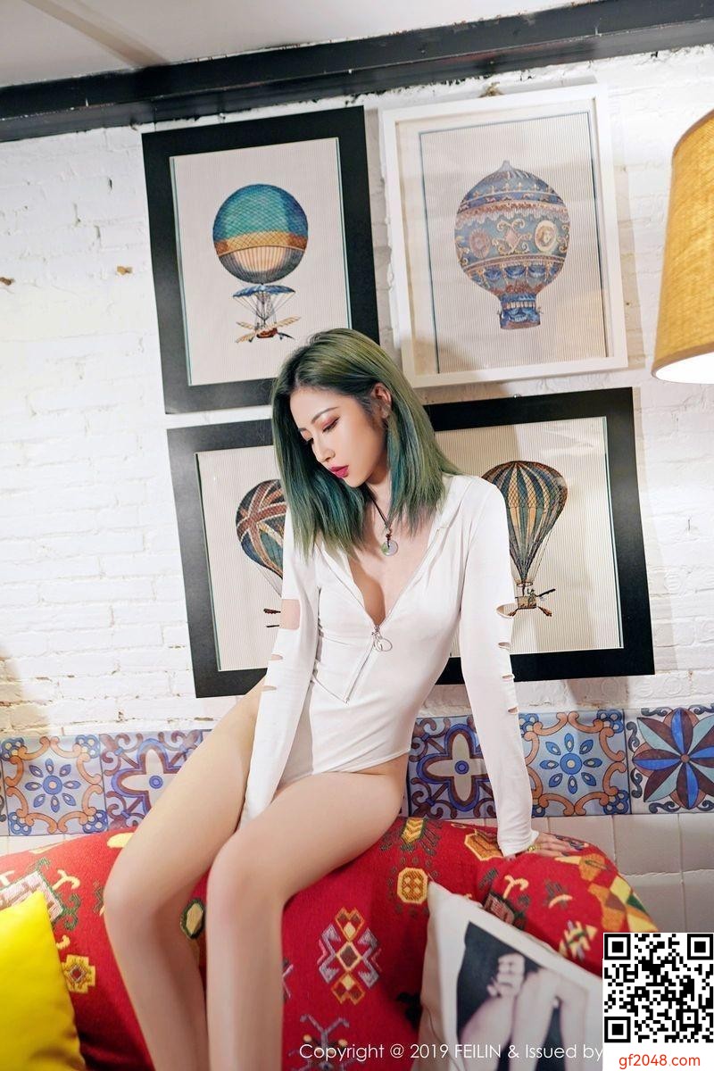 模特小櫻花修長美腿曼妙身材美胸翹臀 (53P)