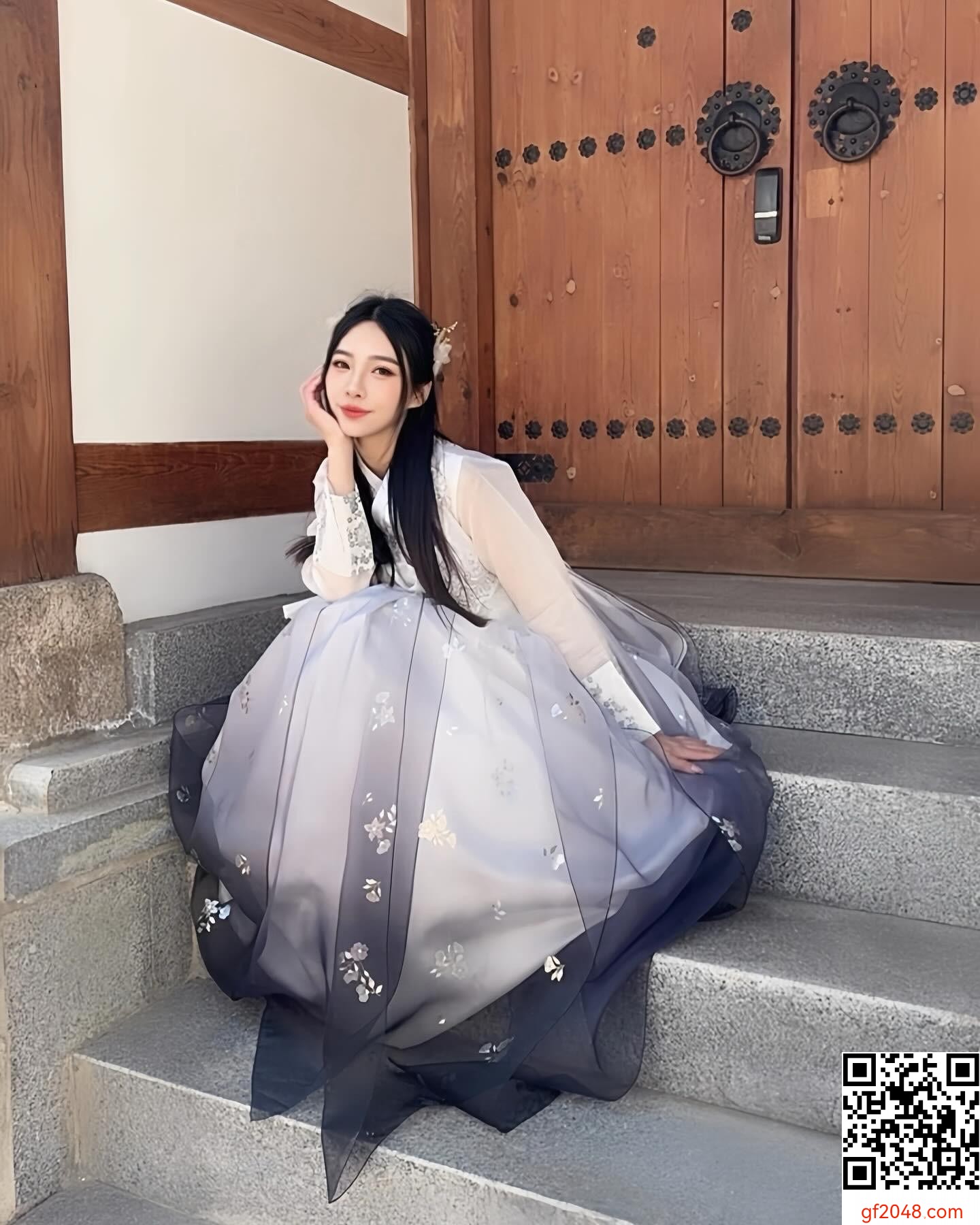 福利滿載！瓜瓜 冷豔雪肌?[^美比基尼 火辣曲線解放 (15P)