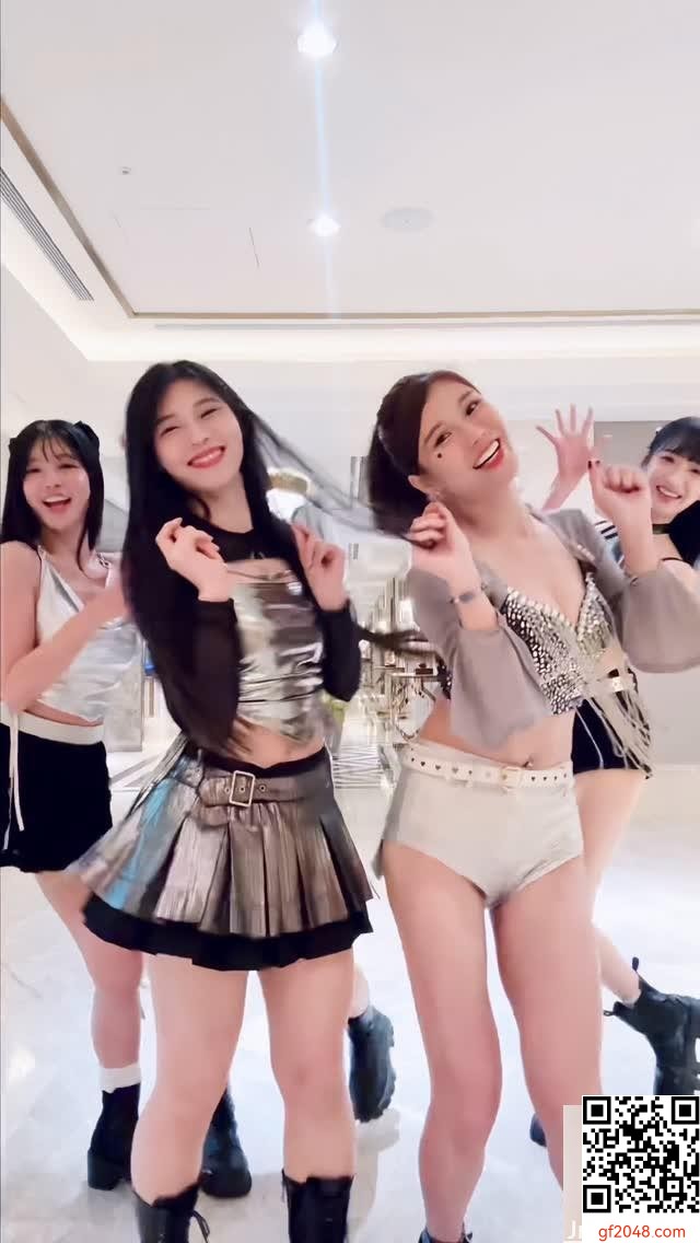 球場熱舞應援！陸筱晴黑長髮飄逸展現活力 (13P)