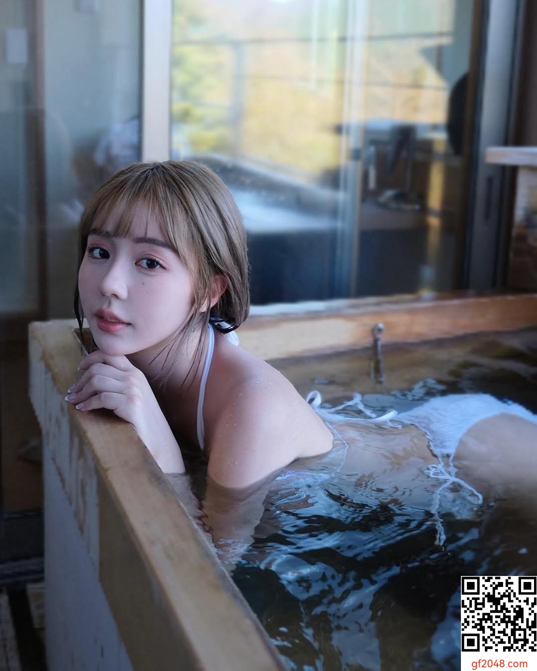正妹「汪汪」色氣胴體的極致誘惑 (10P)