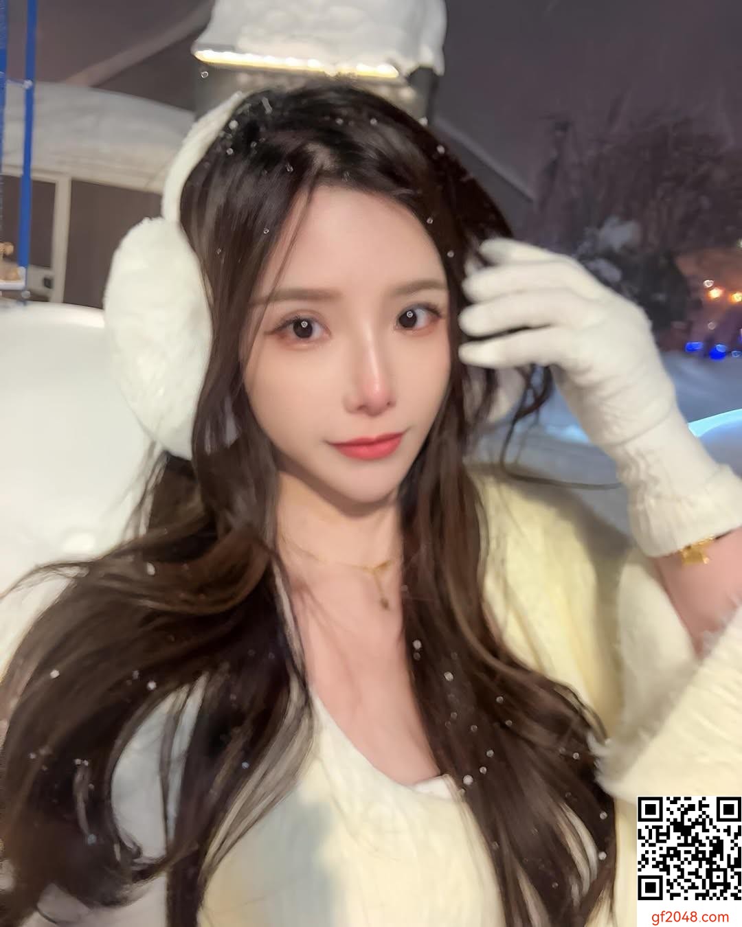 「佩茹」散發誘惑氣息 暗藏乳香美景 (10P)