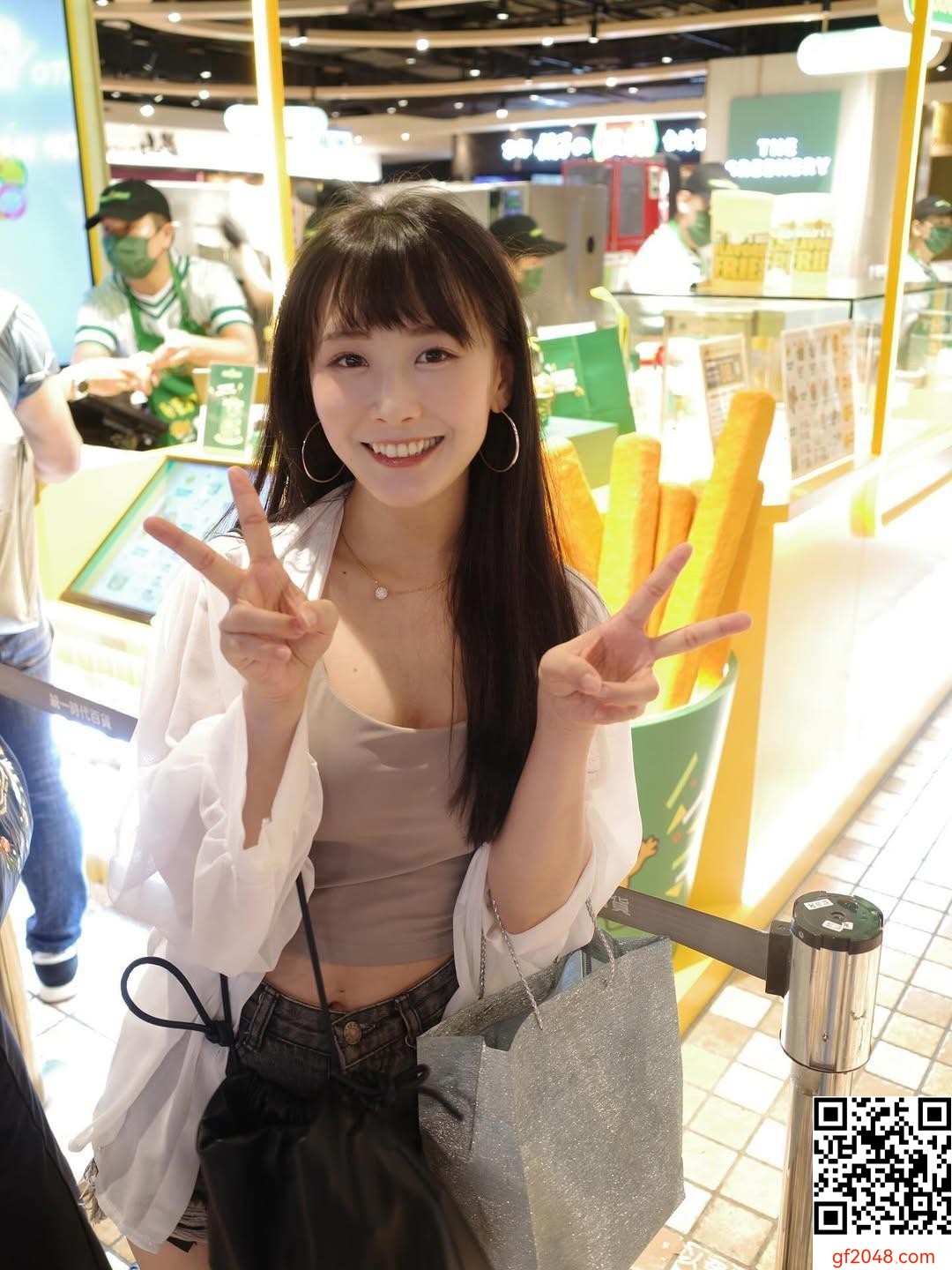 「陸子玄」迷人甜笑充滿戀愛感 誰看了不心動？ (10P)