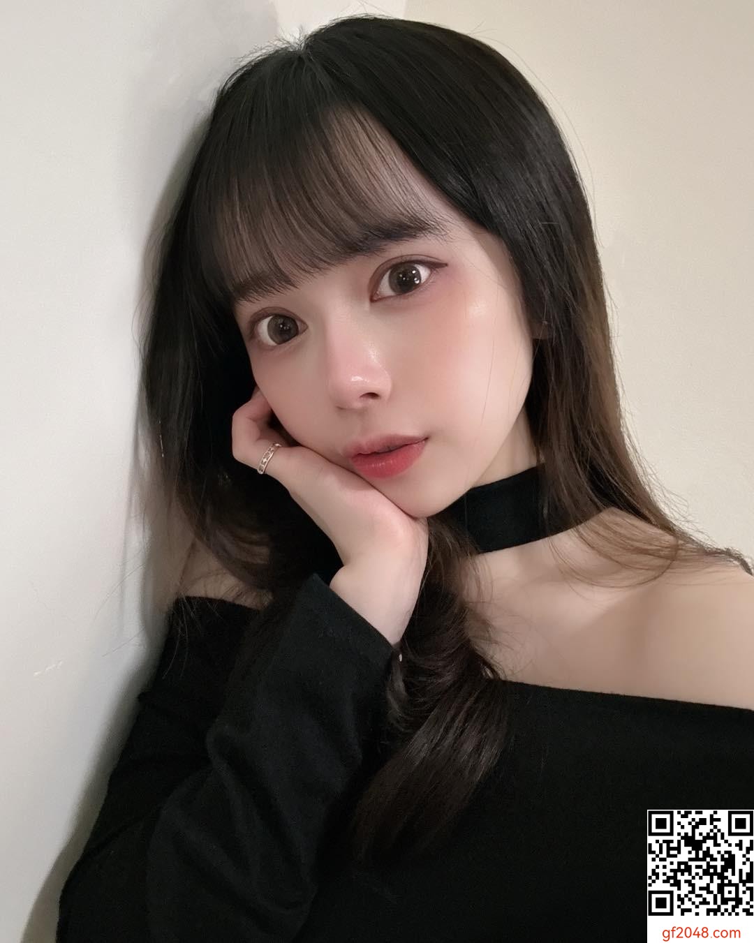 「林涵」水汪大眼+飽滿身材讓人戀愛啦 (10P)