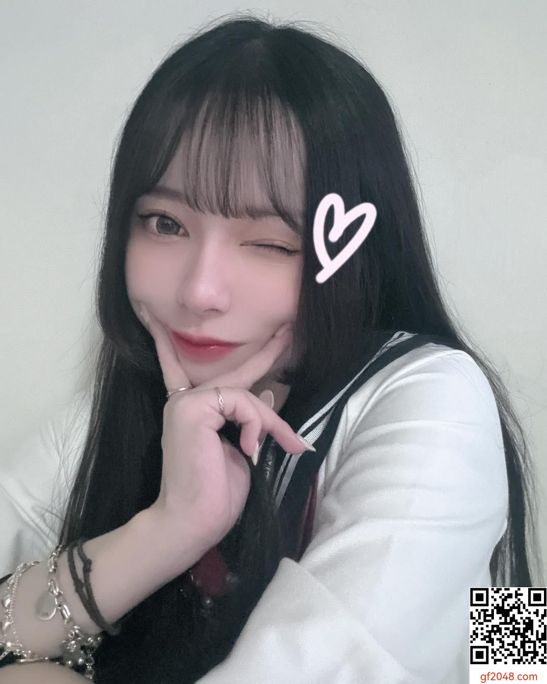 「林涵」水汪大眼+飽滿身材讓人戀愛啦 (10P)