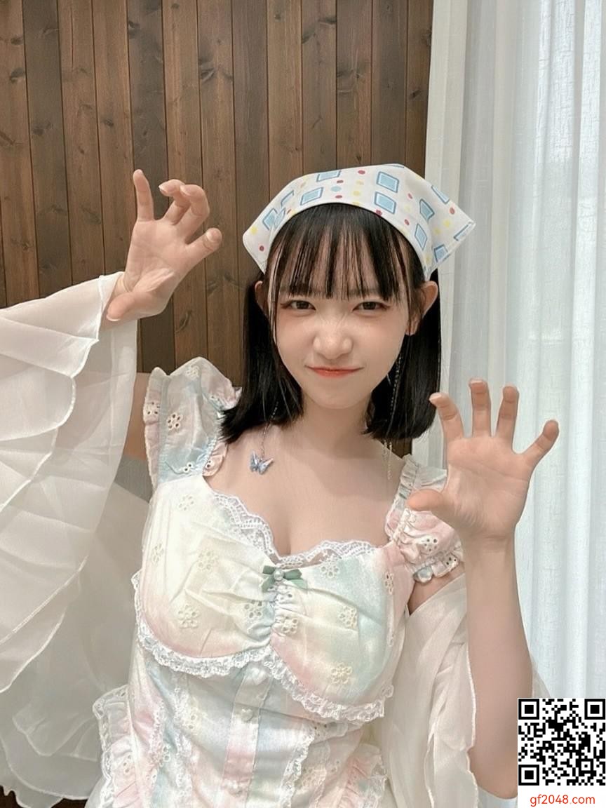 「蛋捲」精緻絕美顏會勾人 全身上下太完美 (10P)