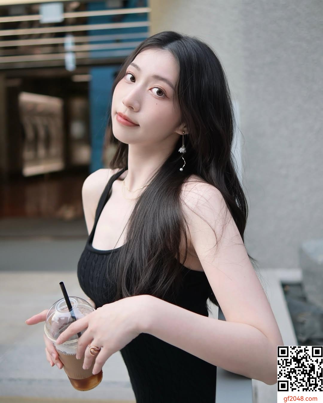 氣質美女「龍睬崴」魅力眼神狂放電…..滿滿的誘惑 (10P)