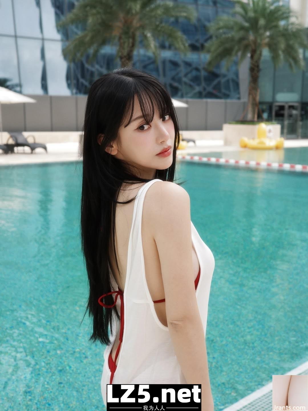 大眼正妹「蔡瑞雪」胸前深溝雪乳大到要溢出 (10P)