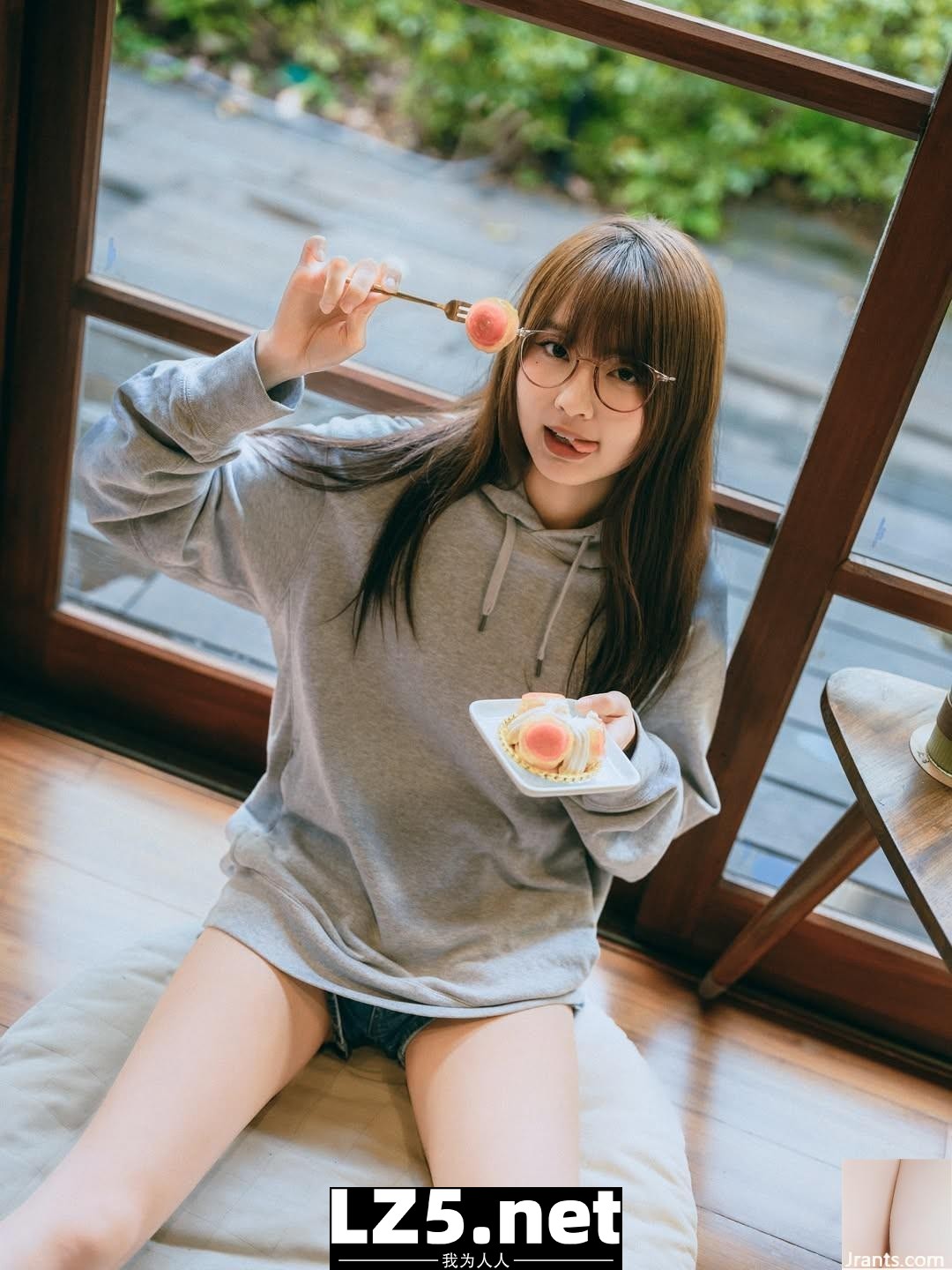 「花」初熟韻味甜美笑容讓人戀愛 (10P)