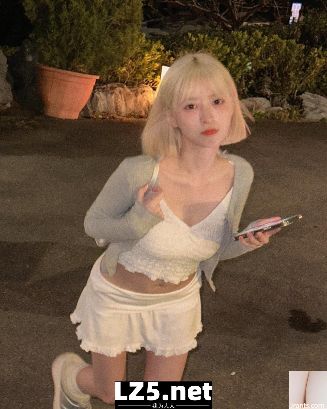 「許Yuki」甜美模樣充滿戀愛感 非常亮眼 (10P)