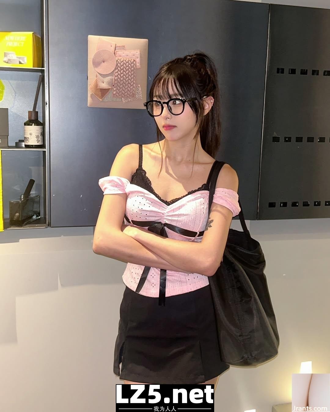 「陳玉婷」色氣胴體的極致誘惑 火力全開 (10P)
