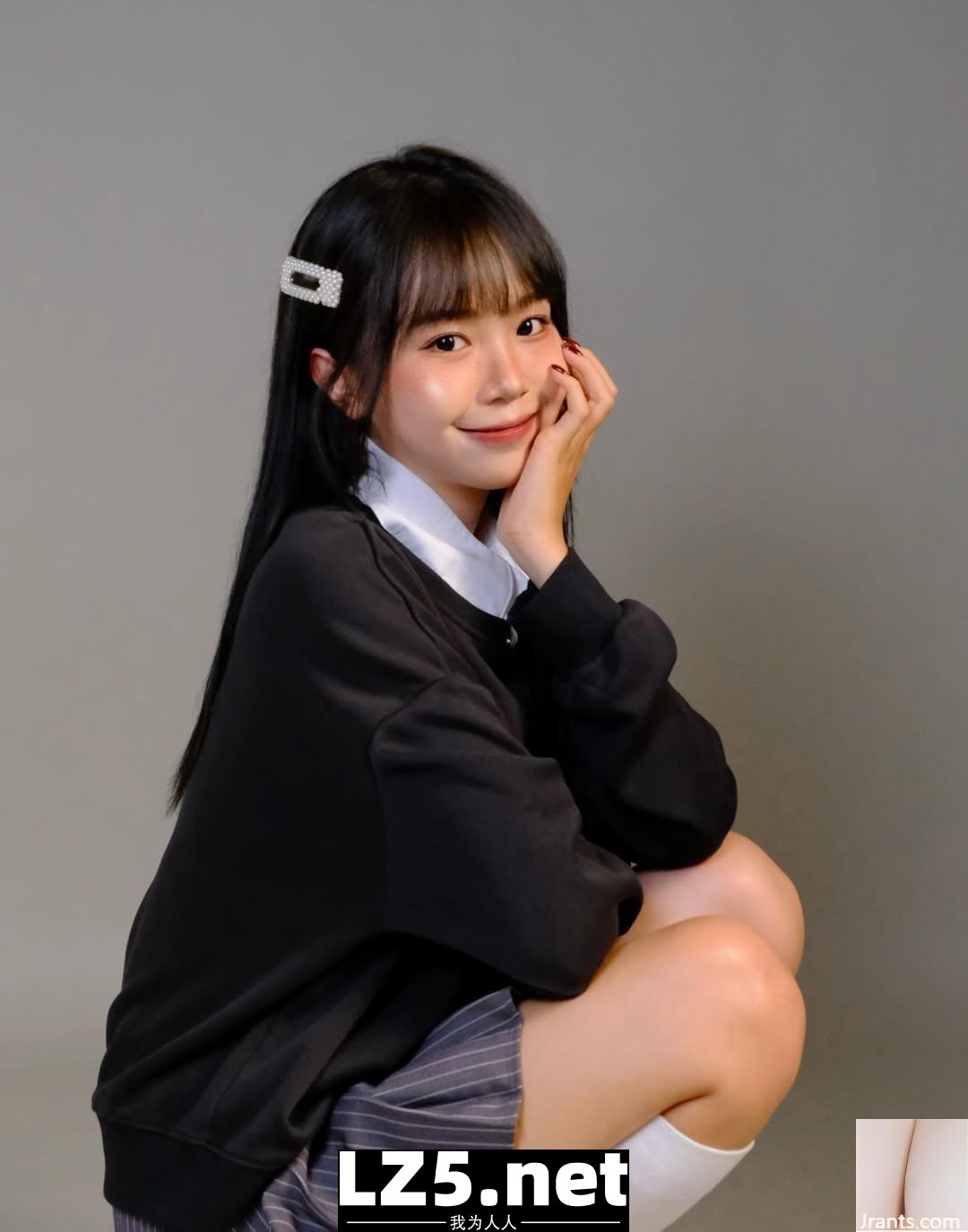 「Winnie芝芝」甜美笑顏，搭配迷人電眼無人能擋 (10P)