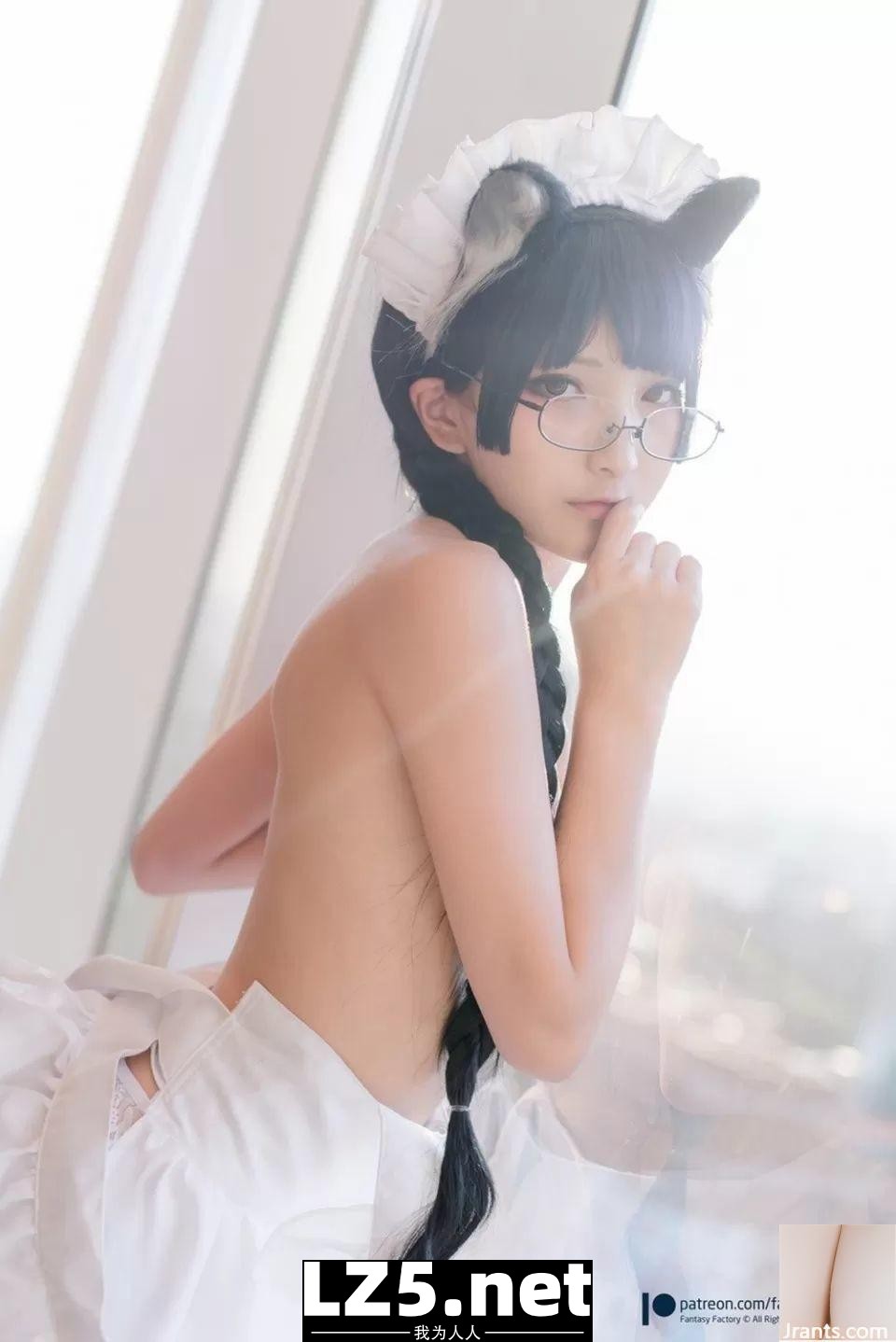 [網路收集] Sexy Neko Maid Cosplay (125P)