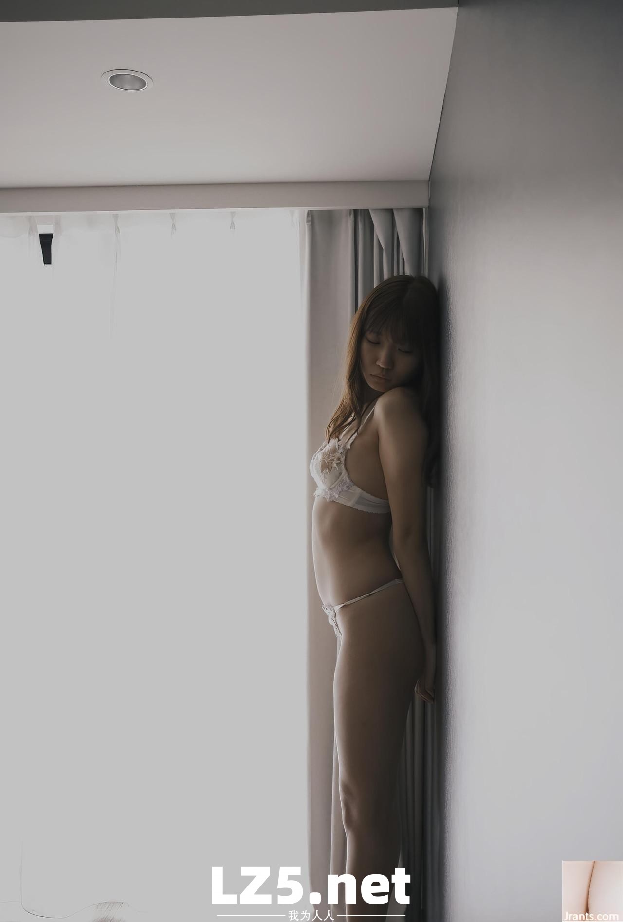 [樋口みつは] 姣好身材若隱若現 全裸露出好誘人 (54P)