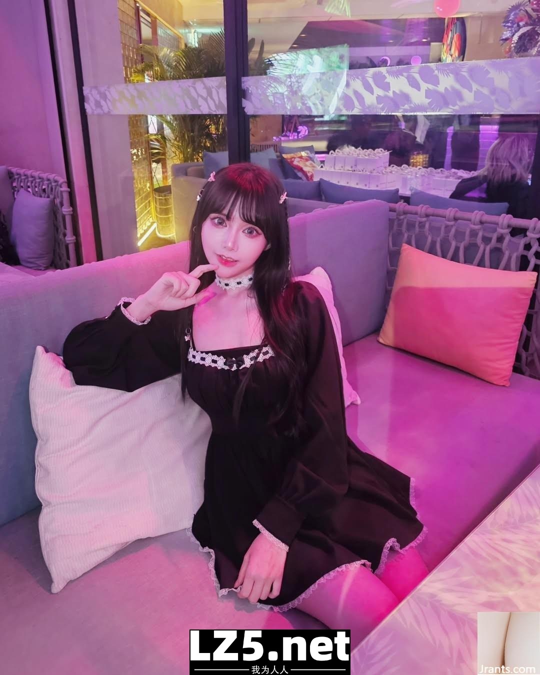 「IVY依函」撩人的側顏 散發出美艷的氣質 (10P)