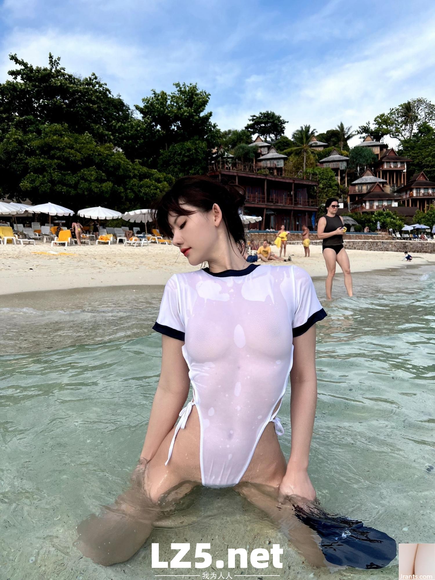 美女模特Azhua19970(阿朱啊) – 海島透視 (56P)