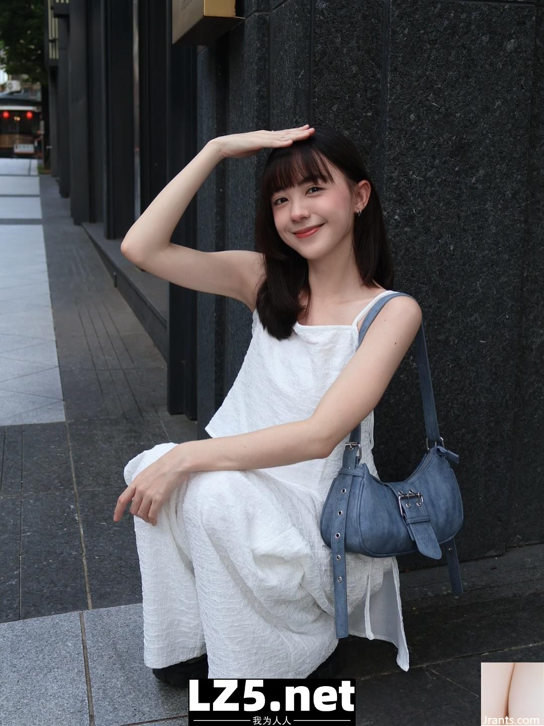 氣質美女「采欣」高顏值突破天際 (10P)