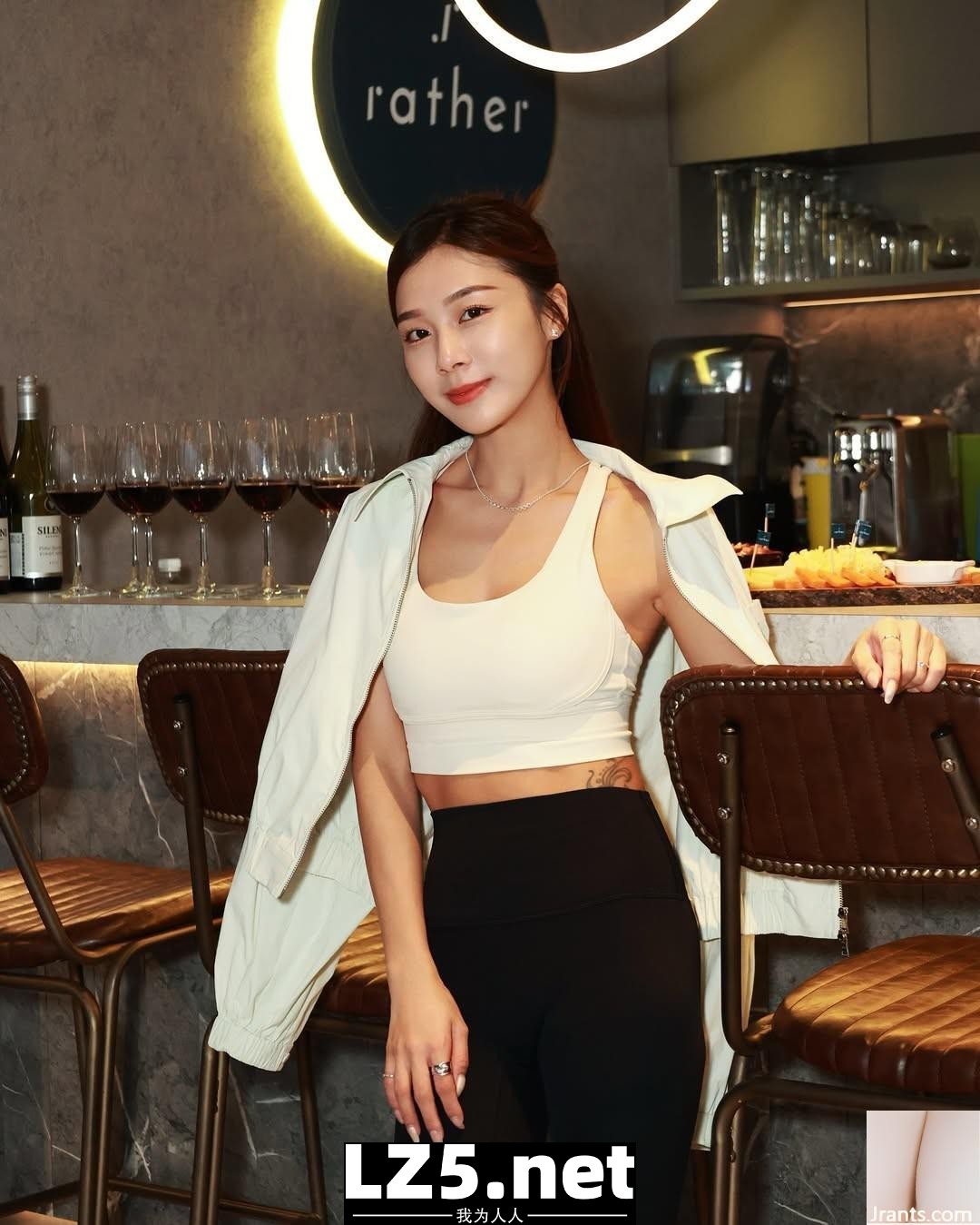 「曹媛媛」甜美不失性感 氣質迷人的女神 (10P)