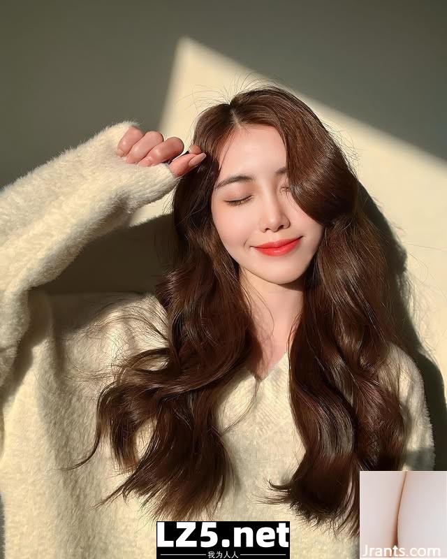 清純女神「倪子涵」深藏不露 (10P)