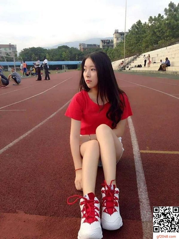 女友軍訓我去看她