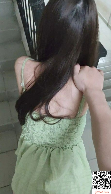 美女和金主爸爸大尺度私拍